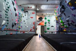 AWESOME BOULDER CENTER