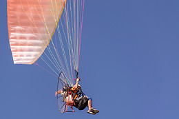 Là Haut Paramoteur