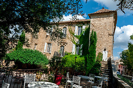 Château Hôtel d'Arpaillargues