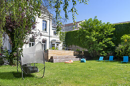 URBAN HOTEL