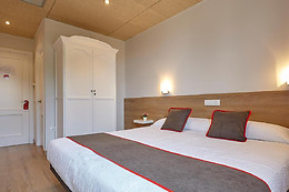 HOSTAL NOBADIS BY VIVERE STAYS