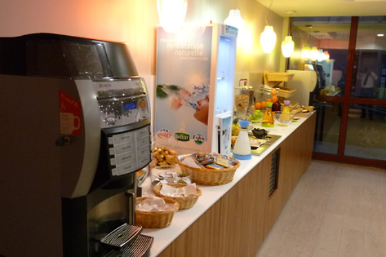 Ibis Styles Tours Centre - photo 8