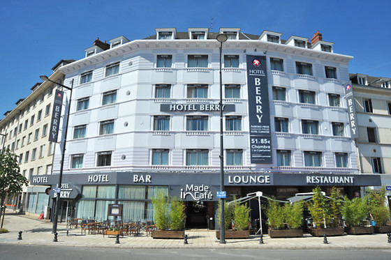 Hotel The Originals Bourges Le Berry - photo 0