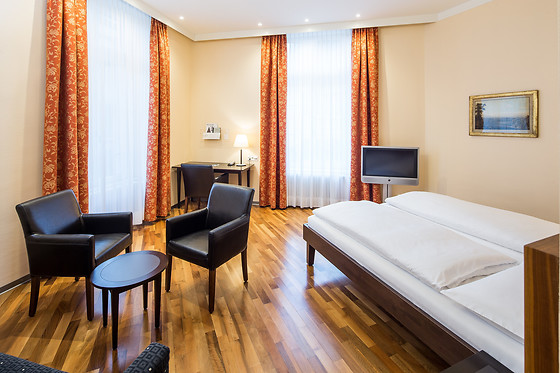 Hotel Schweizerhof Basel - photo 14