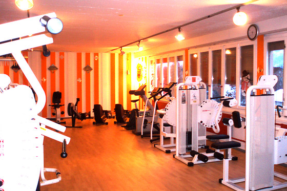 Leader Fitness Line & Wellness - photo 3