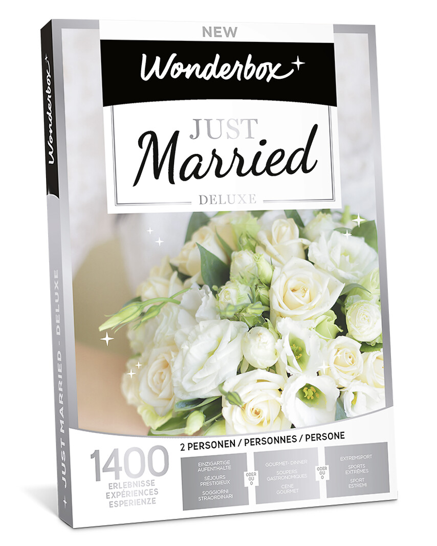 Just Married Deluxe