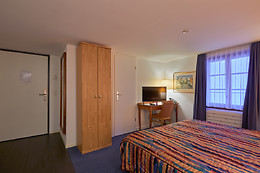 Hôtel Hine Adon***